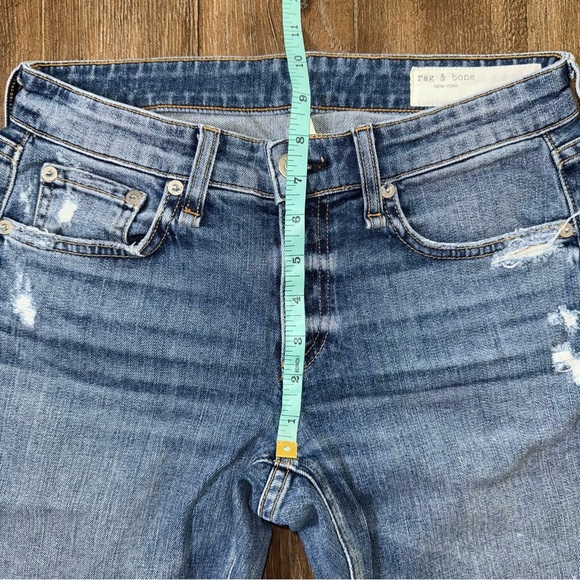 Rag & Bone Dre Low Rise Ankle Slim Boyfriend Jean Distressed blue 24 Raw Hem - Picture 7 of 13